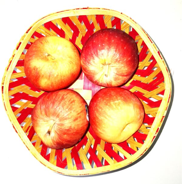An Apple A Day Basket (Assorted) - 4pc